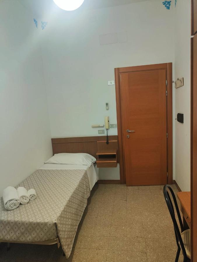 Hotel Gioiella Rimini Dış mekan fotoğraf